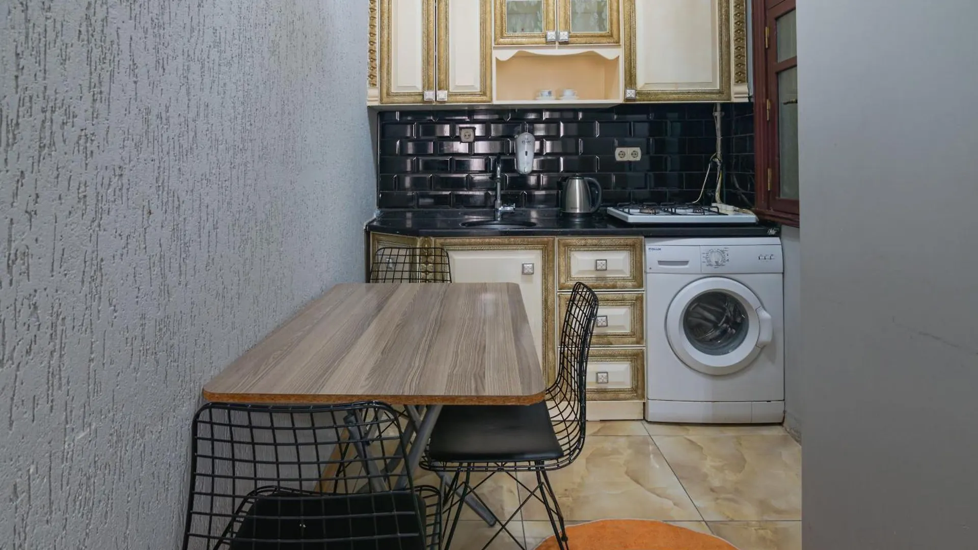 アパート Nest Hotel Sisli イスタンブール
